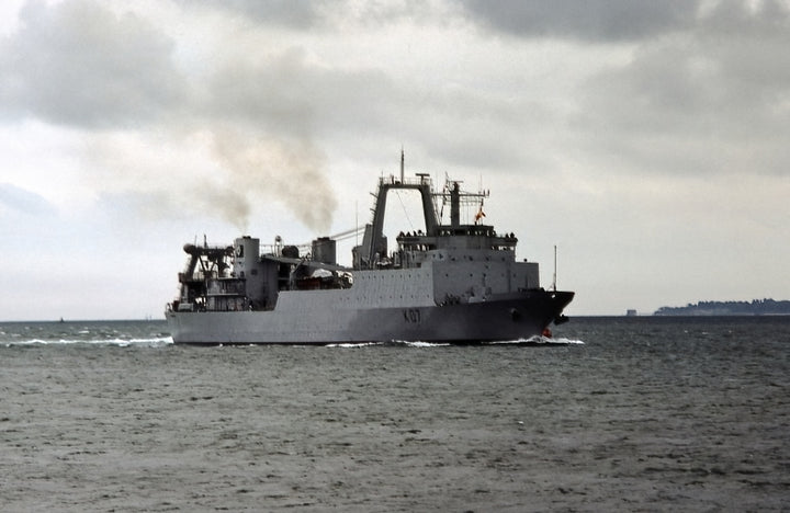 HMS Challenger K07 | Photo Print | Framed Print | Diving Support Vessel | Royal Navy Hampshire Prints