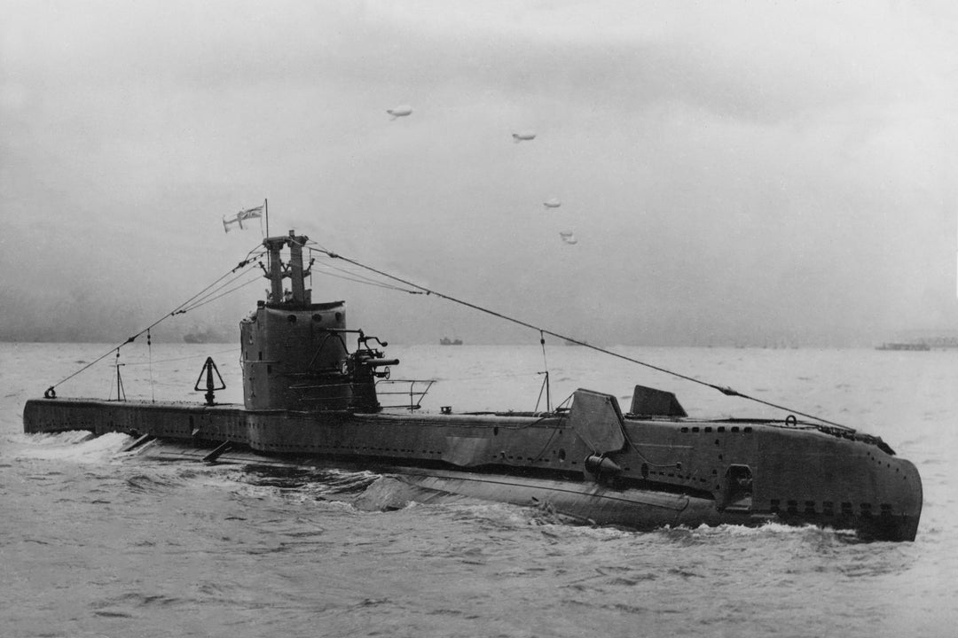 HMS Seadog P216 Submarine | Photo Print | Framed Print | Poster | S Class | Royal Navy Hampshire Prints