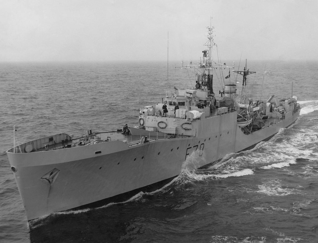 HMS Blackwood F78 | Photo Print | Framed Print | Blackwood Class | Frigate | Royal Navy Hampshire Prints