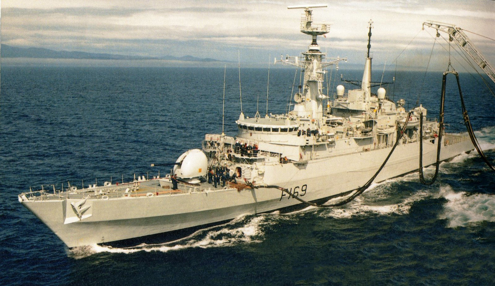 HMS Amazon (F169) Photo Print - During a RAS - Royal Navy Type 21 Frig ...