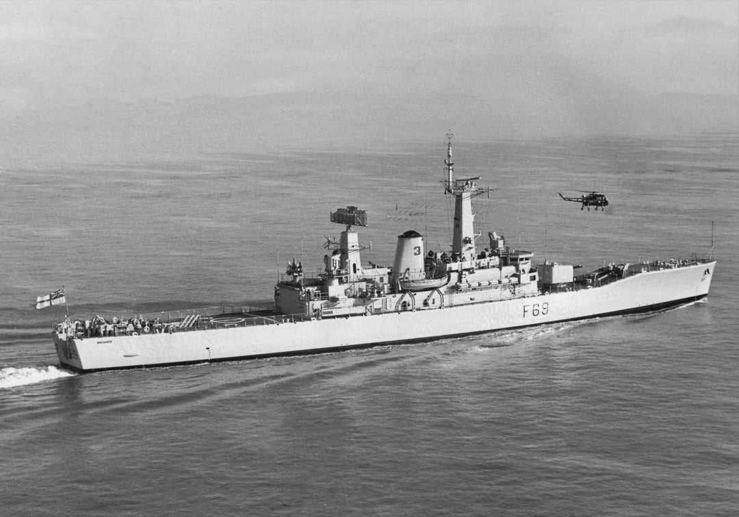 HMS Bacchante F69 | Photo Print | Framed Print | Leander Class | Frigate | Royal Navy Hampshire Prints