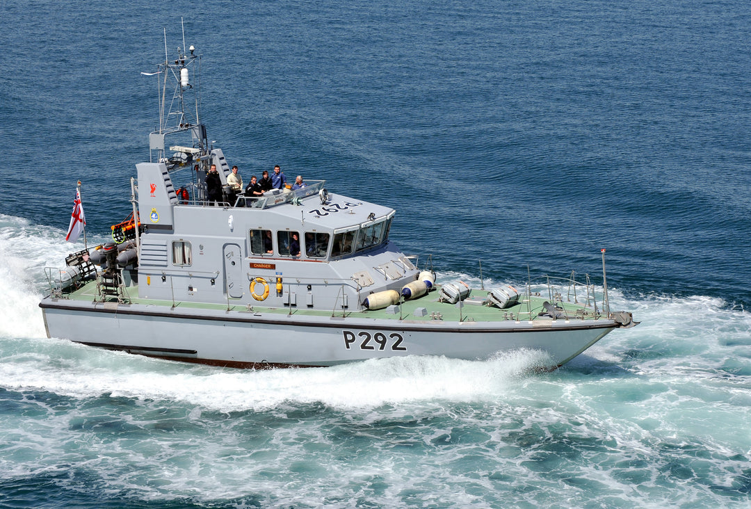 HMS Charger P292 | Photo Print | Framed Print | Archer Class | Patrol Vessel | Royal Navy Hampshire Prints