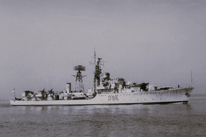 HMS Crossbow G96 (D96) | Photo Print | Framed Print | Weapon Class | Destroyer | Royal Navy Hampshire Prints
