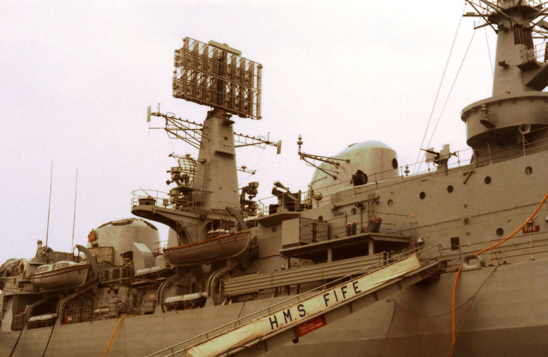 HMS Fife D20 | Photo Print | Framed Print | Poster | County Class | Destroyer | Royal Navy Hampshire Prints