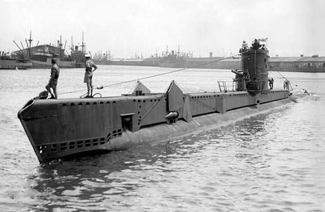 HMS Voracious (P78) Photo Print - Port Side View - Royal Navy V Class Submarine Posters, Prints, & Visual Artwork Hampshire Prints 6 x 4 No Frame No
