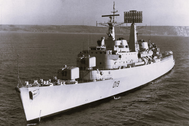 HMS Glamorgan D19 Royal Navy County class Destroyer Photo Print or Framed Print - Hampshire Prints