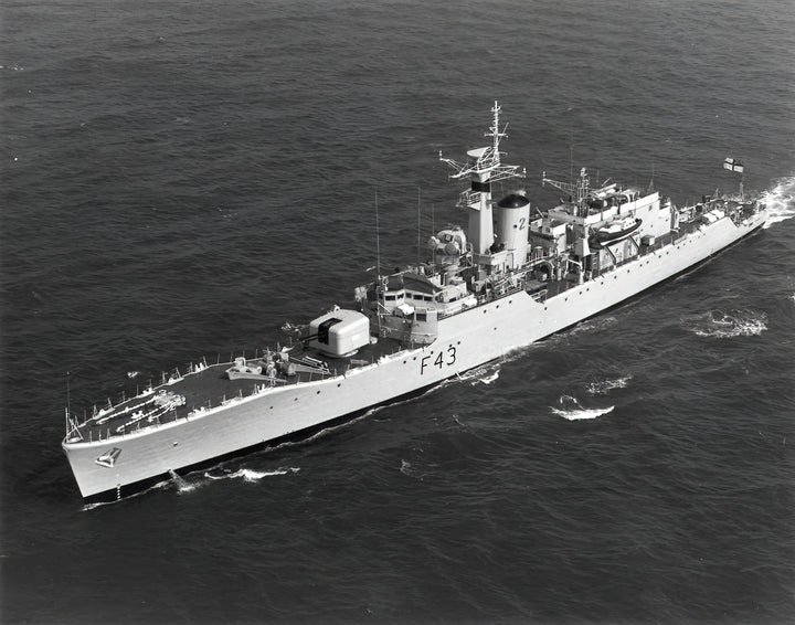 HMS Torquay F43 | Photo Print | Framed Print | Poster | Whitby Class | Frigate | Royal Navy Hampshire Prints