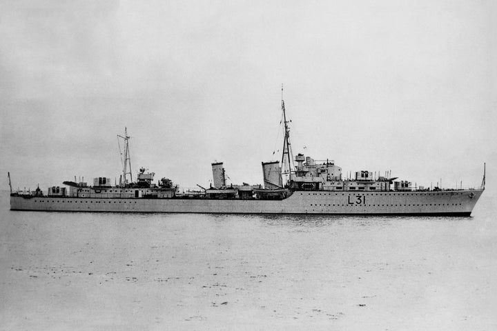 HMS Mohawk F31 Royal Navy Tribal class destroyer Photo Print or Framed Print - Hampshire Prints