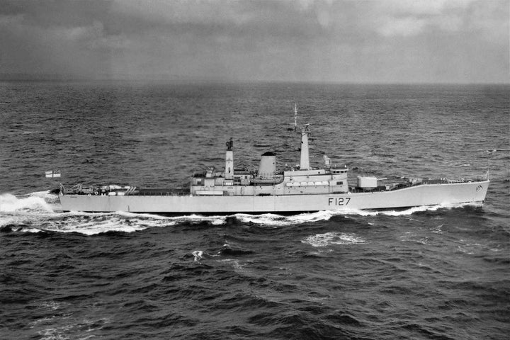 HMS Penelope F127 | Photo Print | Framed Print | Leander Class | Frigate | Royal Navy Hampshire Prints