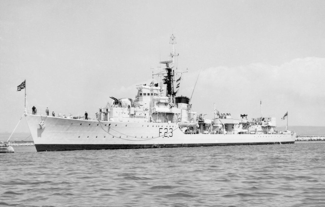 HMS Teazer F23 (R23) | Photo Print | Framed Print | Poster | Type 16 | Frigate | Royal Navy Hampshire Prints