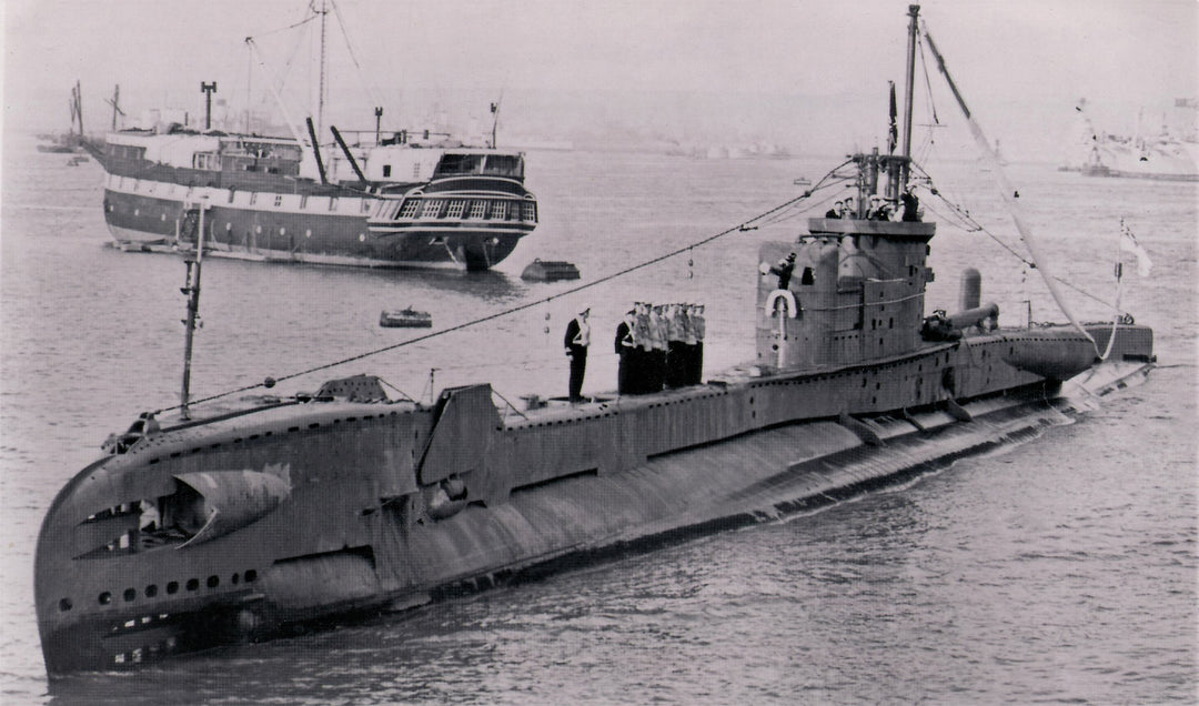 HMS Thorough P324 Royal Navy T class Submarine Photo Print or Framed Print - Hampshire Prints