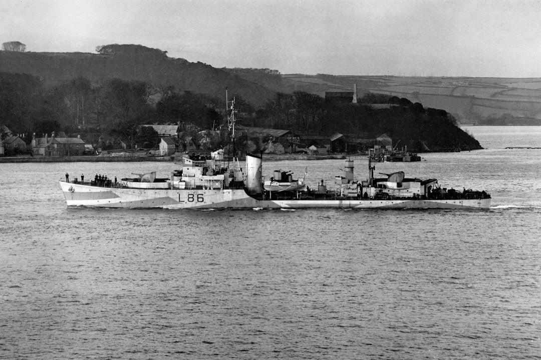 HMS Wensleydale L86 Royal Navy Hunt class destroyer Photo Print or Framed Print - Hampshire Prints