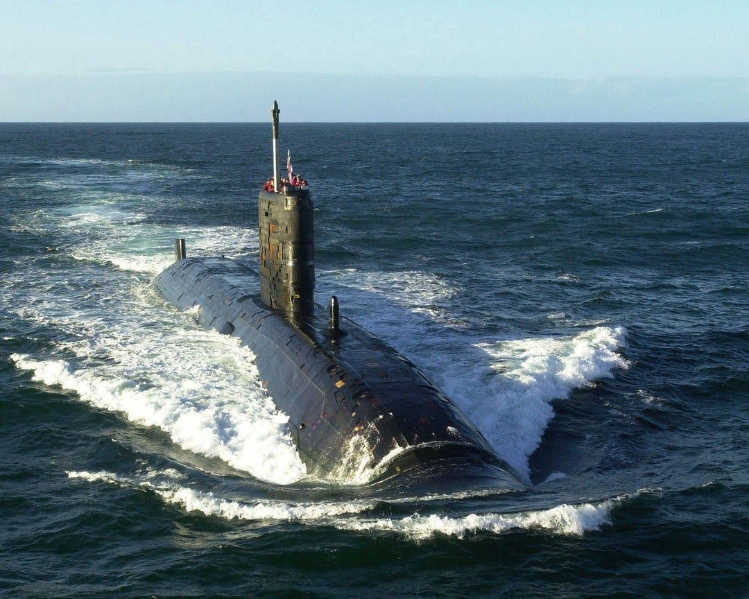 HMS Splendid S106 Royal Navy Swiftsure class Submarine Photo Print or Framed Print - Hampshire Prints