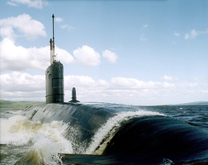 HMS Superb S109 Royal Navy Swiftsure class Submarine Photo Print or Framed Print - Hampshire Prints