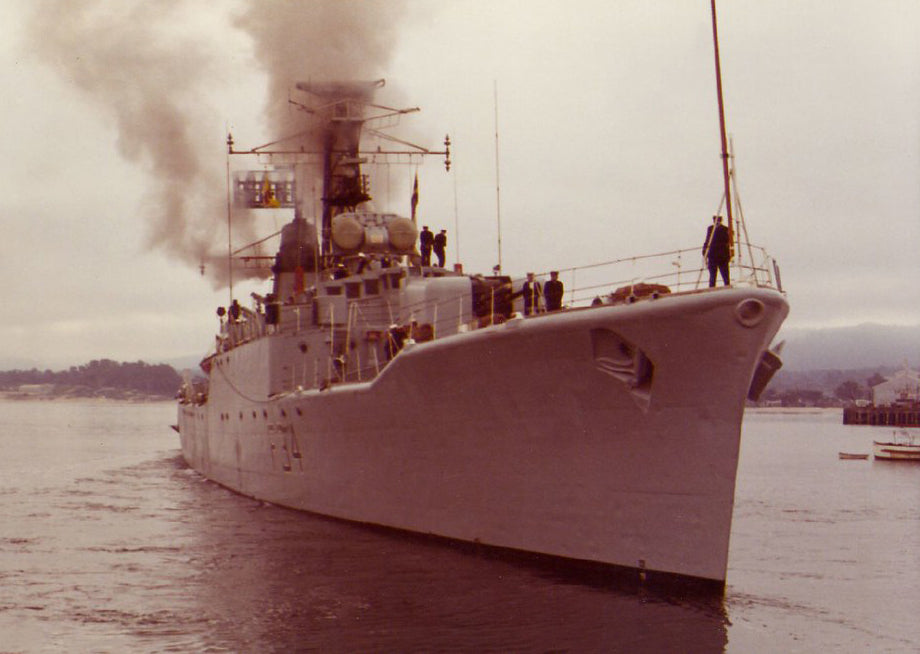 Hms Leopard HMS Puma (F34) - Entering Harbour - Royal Navy Leopard Class Frigate ...