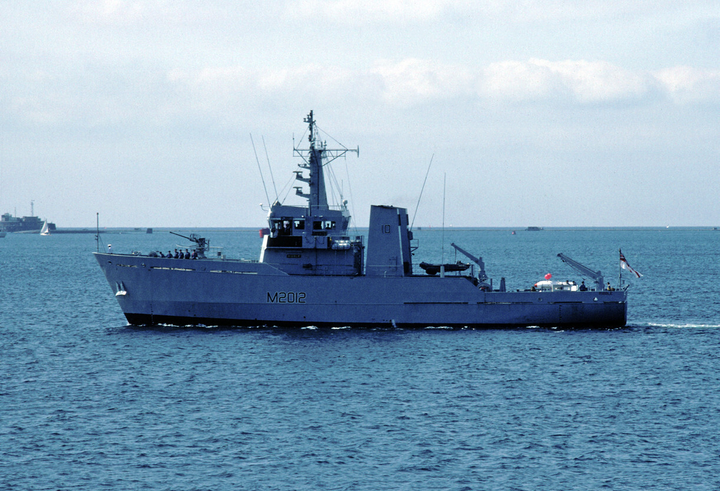 HMS Ribble M2012 Royal Navy River class minesweeper Photo Print or Framed Print - Hampshire Prints