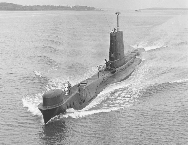 HMS Andrew (P423) Photo Print - High Port Bow View - Royal Navy Amphion Class Submarine Posters, Prints, & Visual Artwork Hampshire Prints 6 x 4 No Frame No