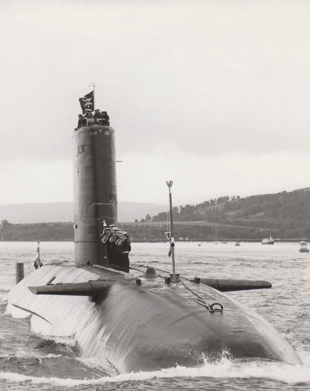 HMS Conqueror S48 submarine | Photo Print | Framed Print | Churchill class | Royal Navy Hampshire Prints