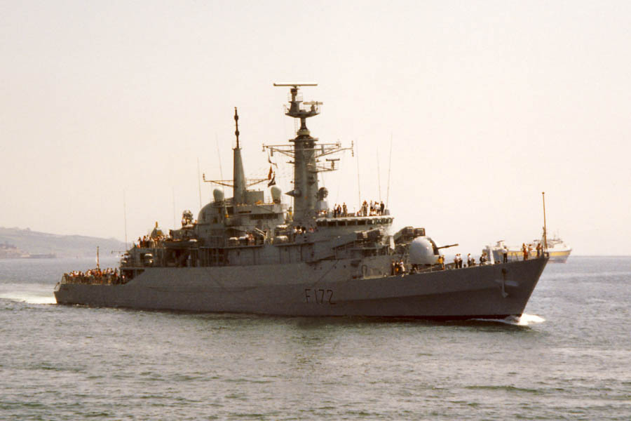 HMS Ambuscade F172 | Photo Print | Framed Print | Poster | Type 21 | Frigate | Royal Navy Hampshire Prints