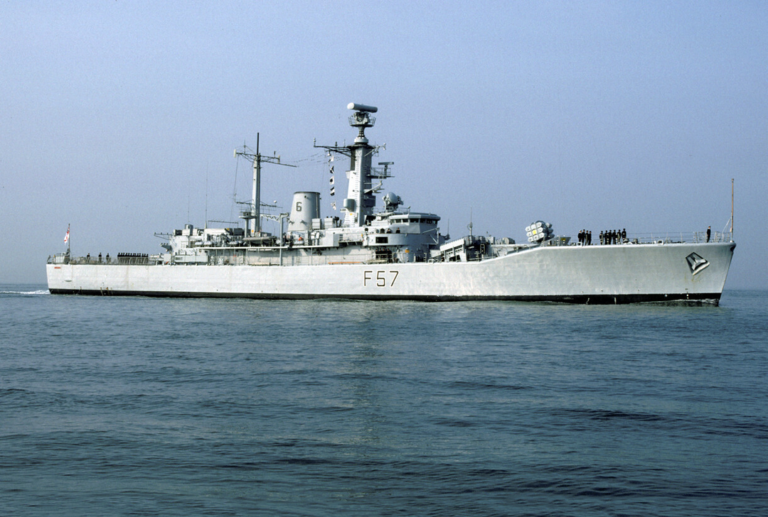 HMS Andromeda F57 | Photo Print | Framed Print | Leander Class | Frigate | Royal Navy Hampshire Prints