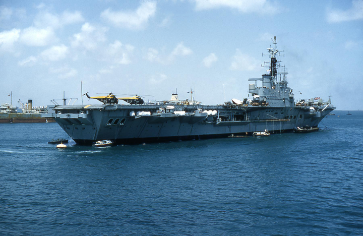 HMS Centaur R06 | Photo Print | Framed Print | Centaur Class | Fleet Carrier | Royal Navy Hampshire Prints