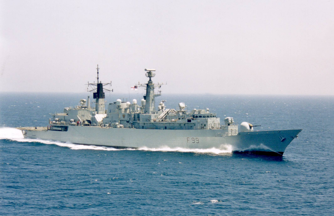 HMS Cornwall F99 | Photo Print | Framed Print | Poster | Type 22 | Frigate | Royal Navy Hampshire Prints