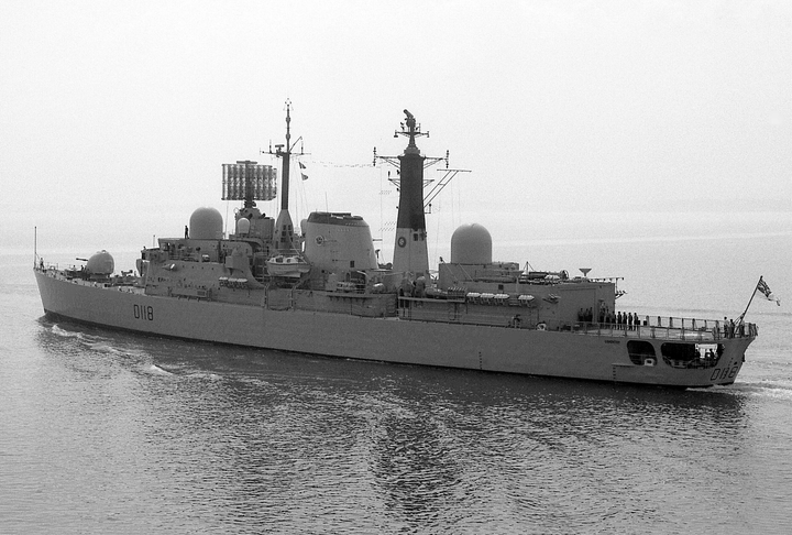 HMS Coventry D118 Royal Navy Type 42 Sheffield Class destroyer Photo Print or Framed Print - Hampshire Prints