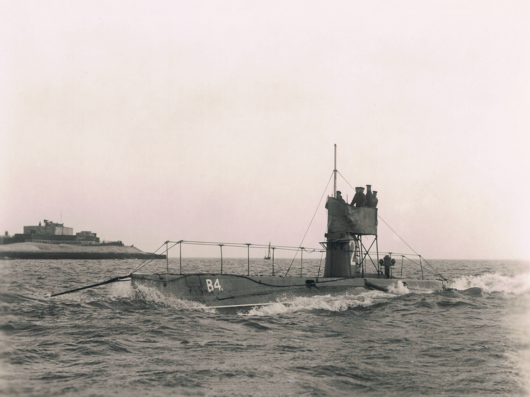 HMS B4 Royal Navy B class submarine Photo Print or Framed Print - Hampshire Prints