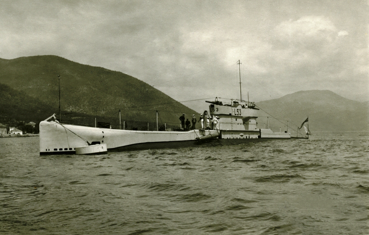 HMS L53 Photo Print - Port Side View - Royal Navy L Class Submarine Hampshire Prints 6 x 4 No Frame No