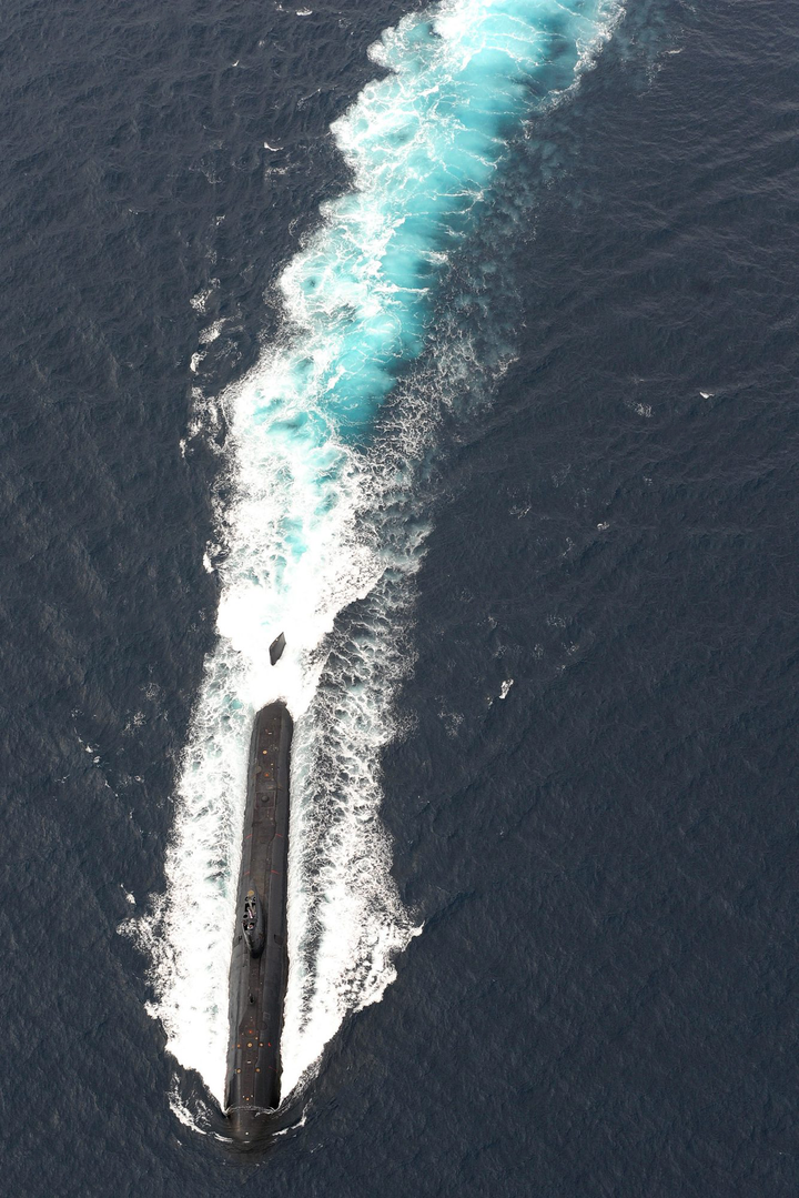 HMS Torbay S90 Royal Navy Trafalgar class Submarine Photo Print or Framed Print - Hampshire Prints