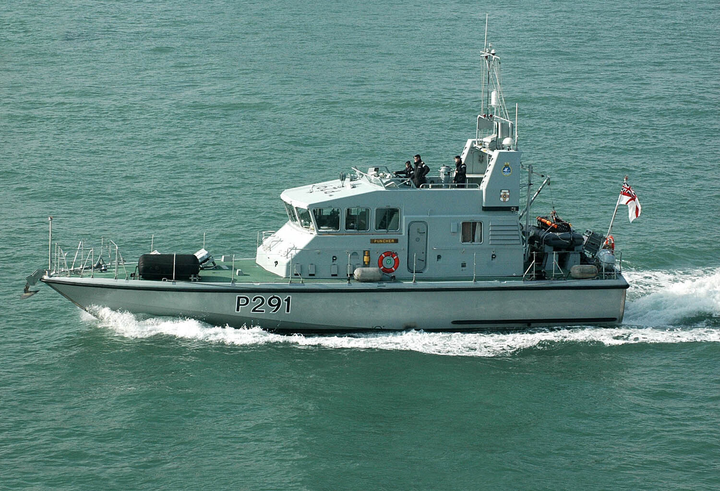 HMS Puncher P291 | Photo Print | Framed Print | Archer Class | P2000 | Patrol Vessel | Royal Navy Hampshire Prints
