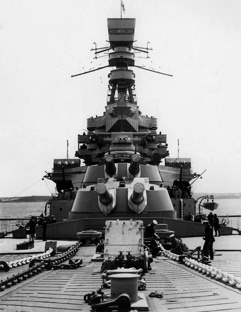 HMS Renown (1916) | Photo Print | Framed Print | Renown Class | Battlecruiser | Royal Navy Hampshire Prints