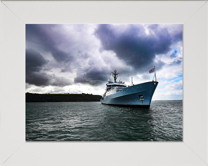 HMS Echo H87 | Photo Print | Framed Print | Echo Class | Survey Vessel | Royal Navy Hampshire Prints