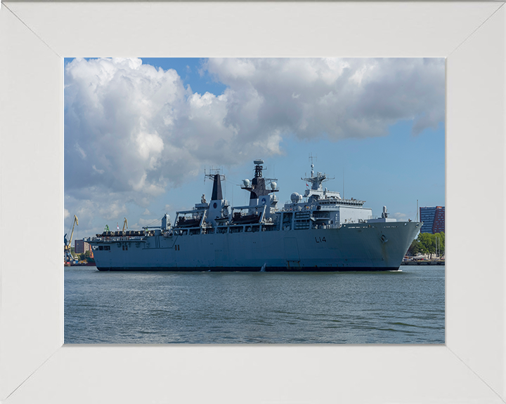 HMS Albion L14 | Photo Print | Framed Print | Albion Class | Amphibious ship | Royal Navy Hampshire Prints