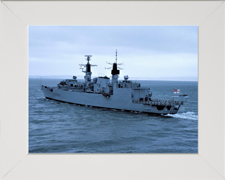 HMS Beaver F93 Royal Navy Type 22 Frigate Photo Print or Framed Print - Hampshire Prints