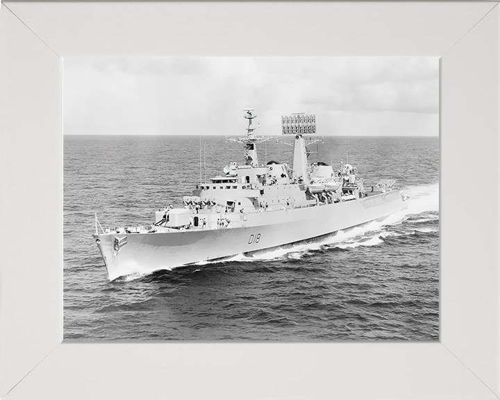 HMS Antrim D18 | Photo Print | Framed Print | County Class | Destroyer | Royal Navy Hampshire Prints
