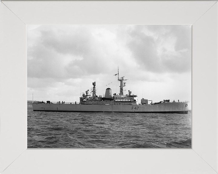 HMS Danae F47 | Photo Print | Framed Print | Poster | Leander Class | Frigate | Royal Navy Hampshire Prints