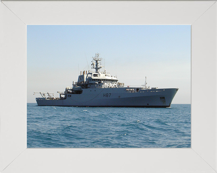 HMS Echo H87 | Photo Print | Framed Print | Echo Class | Survey Vessel | Royal Navy Hampshire Prints