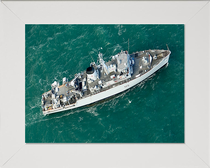 HMS Cattistock M31 Royal Navy Hunt class mine hunter Photo Print or Framed Print - Hampshire Prints