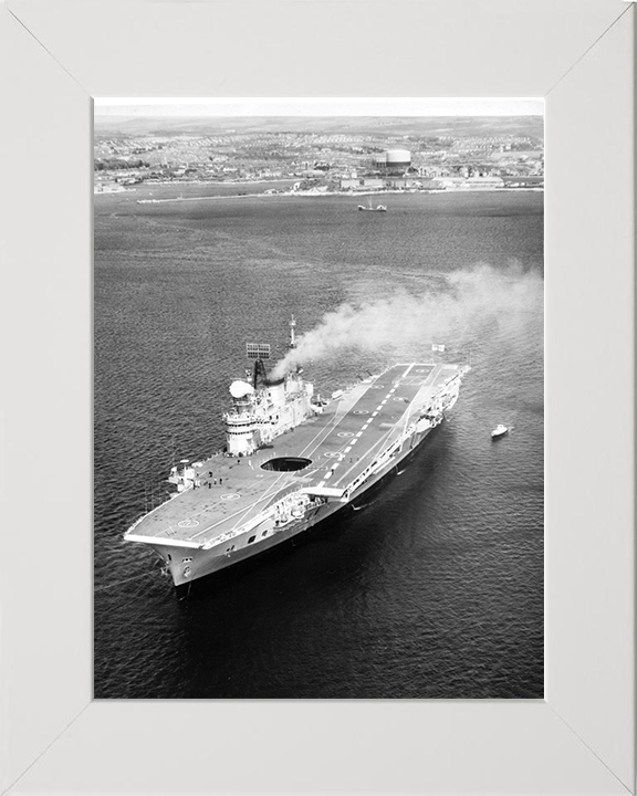 HMS Eagle R05 Royal Navy Audacious class aircraft carrier Photo Print or Framed Print - Hampshire Prints