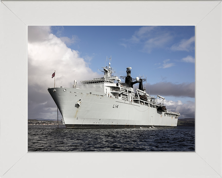 HMS Albion L14 | Photo Print | Framed Print | Albion Class | Amphibious ship | Royal Navy Hampshire Prints