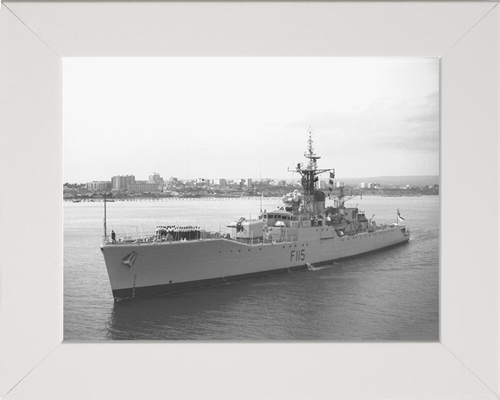 HMS Berwick F115 | Photo Print | Framed Print | Rothesay Class | Frigate | Royal Navy Hampshire Prints