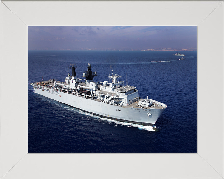 HMS Albion L14 | Photo Print | Framed Print | Albion Class | Amphibious ship | Royal Navy Hampshire Prints