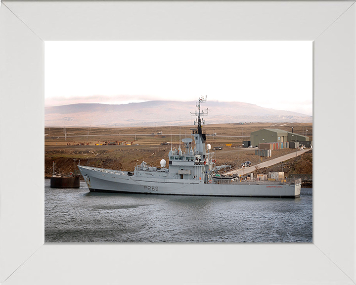 HMS Dumbarton Castle P265 | Photo Print | Framed Print | Castle Class | Patrol Vessel | Royal Navy Hampshire Prints