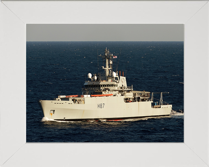 HMS Echo H87 | Photo Print | Framed Print | Echo Class | Survey Vessel | Royal Navy Hampshire Prints