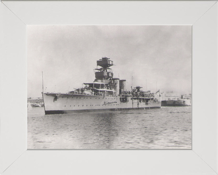 HMS Curlew D42 | Photo Print | Framed Print | C Class | Light Cruiser | Royal Navy Hampshire Prints