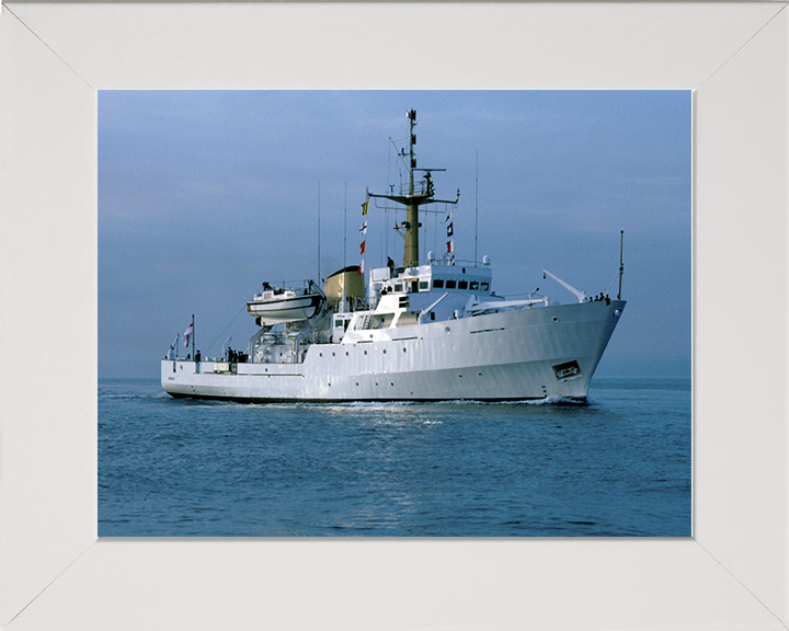 HMS Beagle A319 | Photo Print | Framed Print | Bulldog Class | Survey Vessel | Royal Navy Hampshire Prints