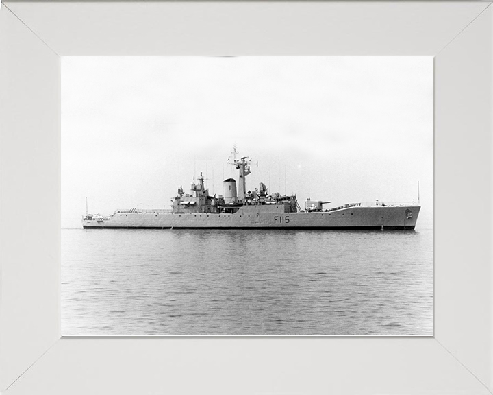 HMS Berwick F115 Royal Navy Rothesay Class frigate Photo Print or Framed Print - Hampshire Prints