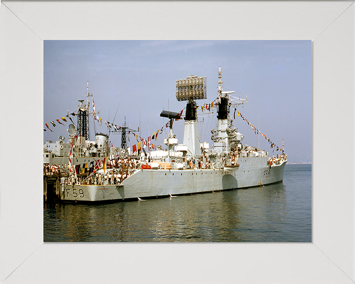 HMS Chichester F59 | Photo Print | Framed Print | Salisbury Class | Frigate | Royal Navy Hampshire Prints