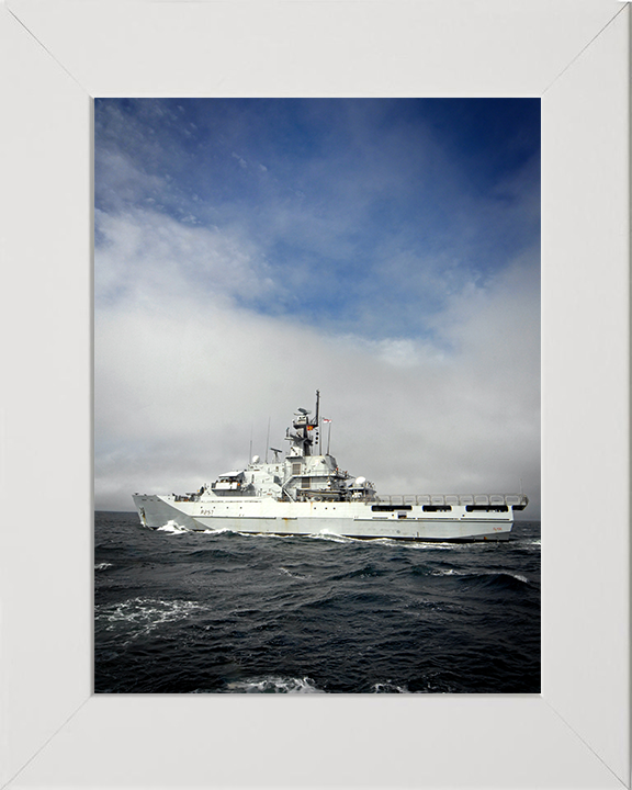 HMS Clyde P257 | Photo Print | Framed Print | River Class | Patrol Vessel | Royal Navy Hampshire Prints